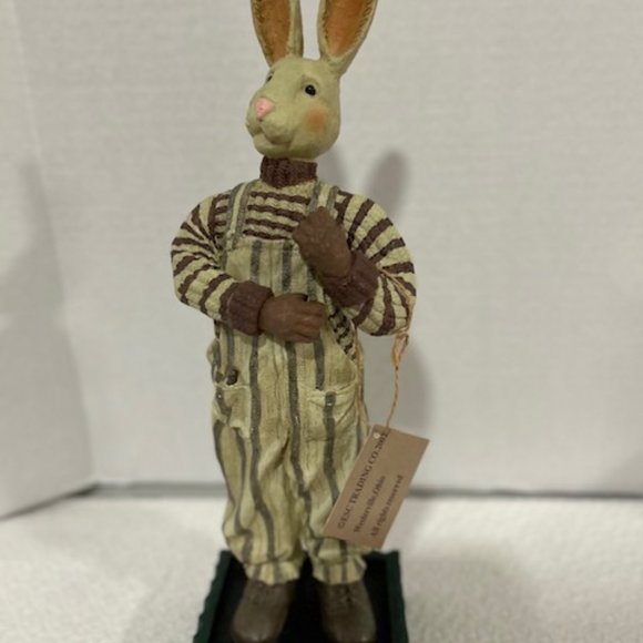 ESC TRADING CO 2002 BUNNY 13 1/2 " HIGH NEW WITH TAGS - Picture 2 of 4